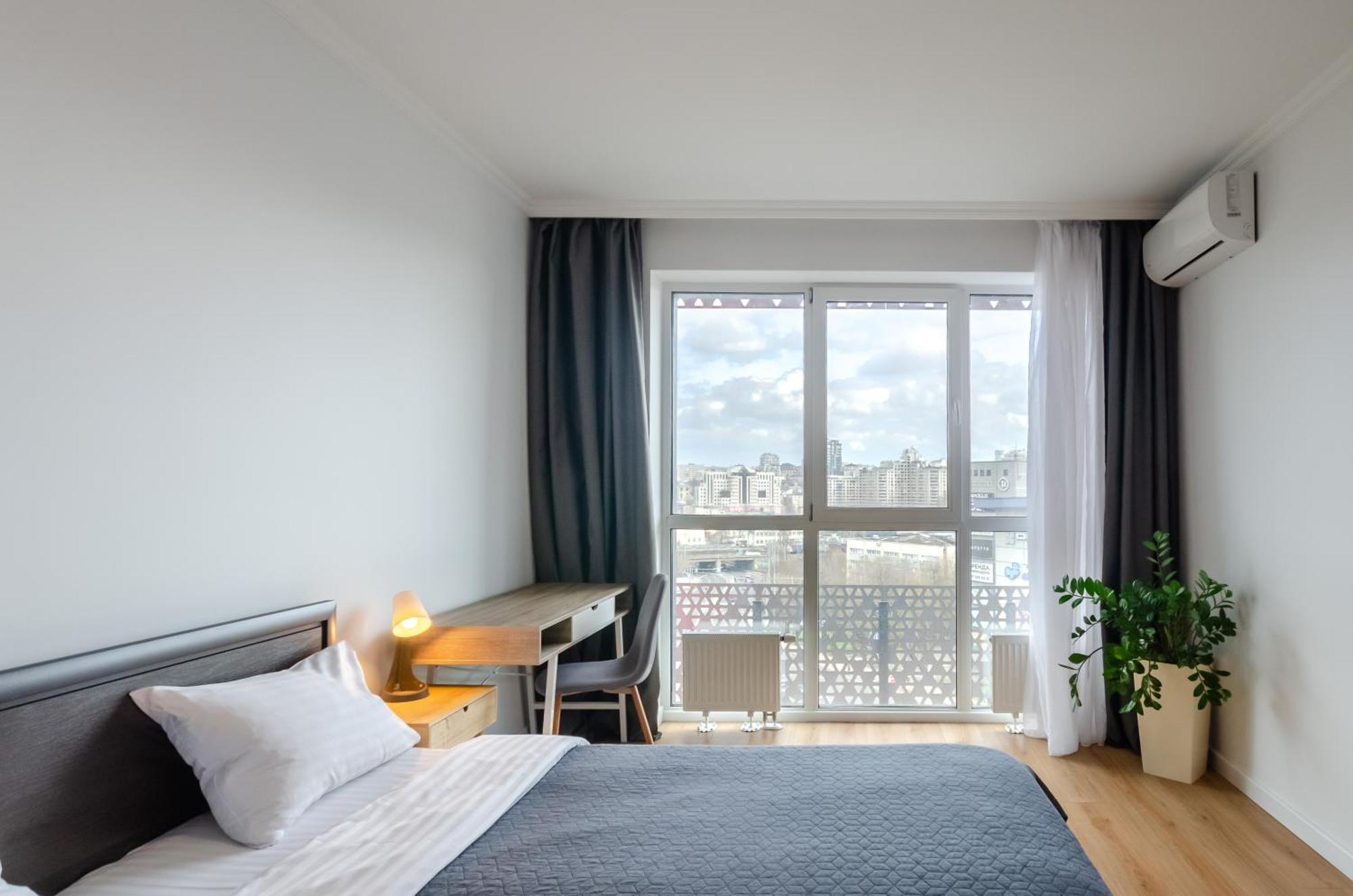 Petrovdom 7-27 In Rc Kvartet Cozy Apartment Nearby With Central Railway Station Kiev Esterno foto