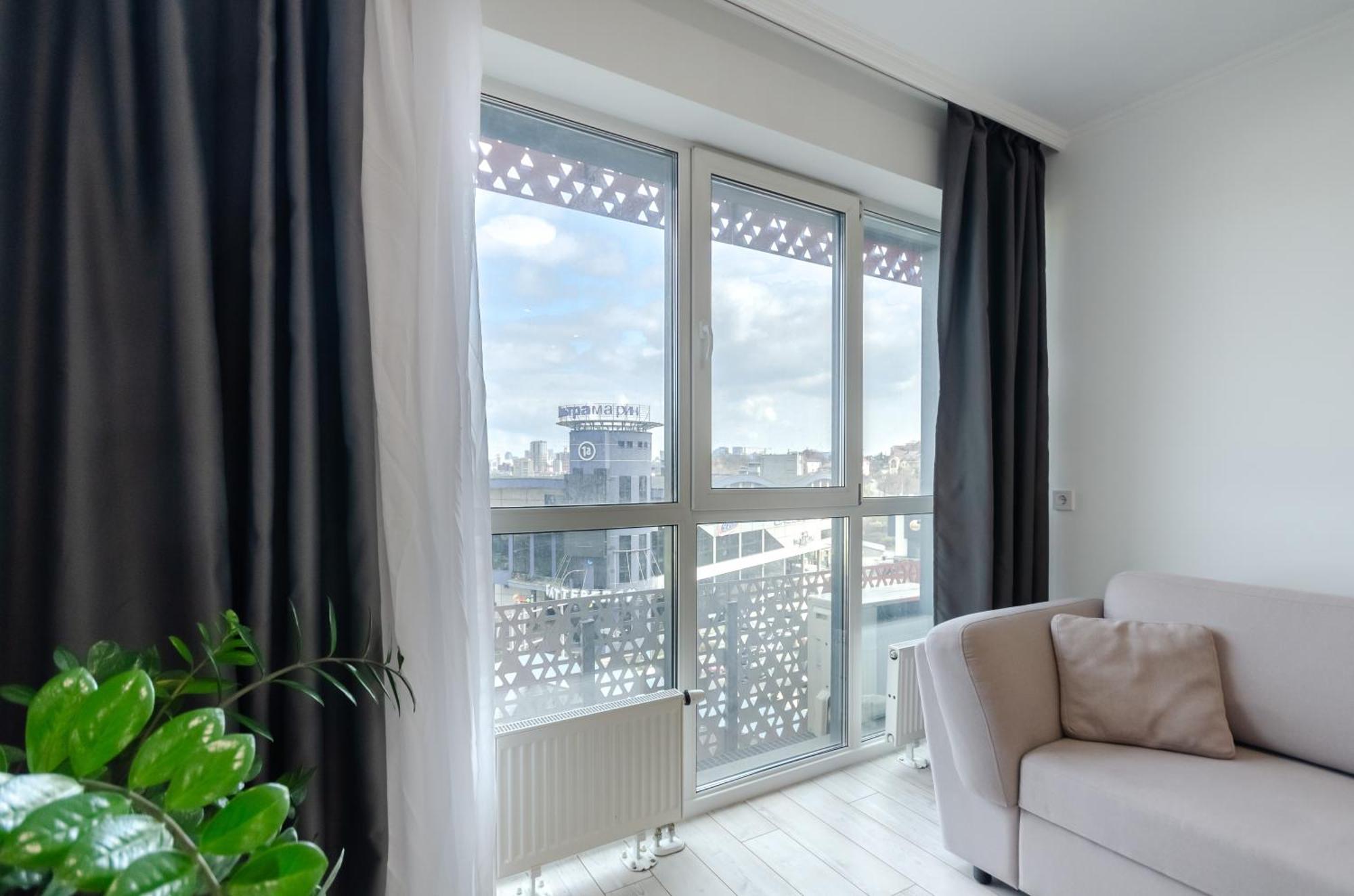 Petrovdom 7-27 In Rc Kvartet Cozy Apartment Nearby With Central Railway Station Kiev Esterno foto
